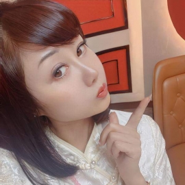 龙华大屁股半夏